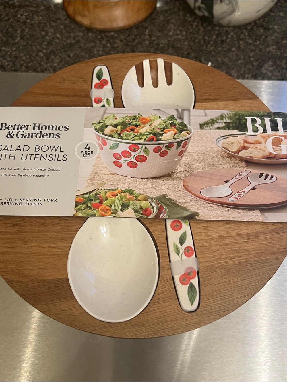 NWT Better Homes And Gardens Tomato 🍅 Salad Bowl with Utensils - Cream/Red